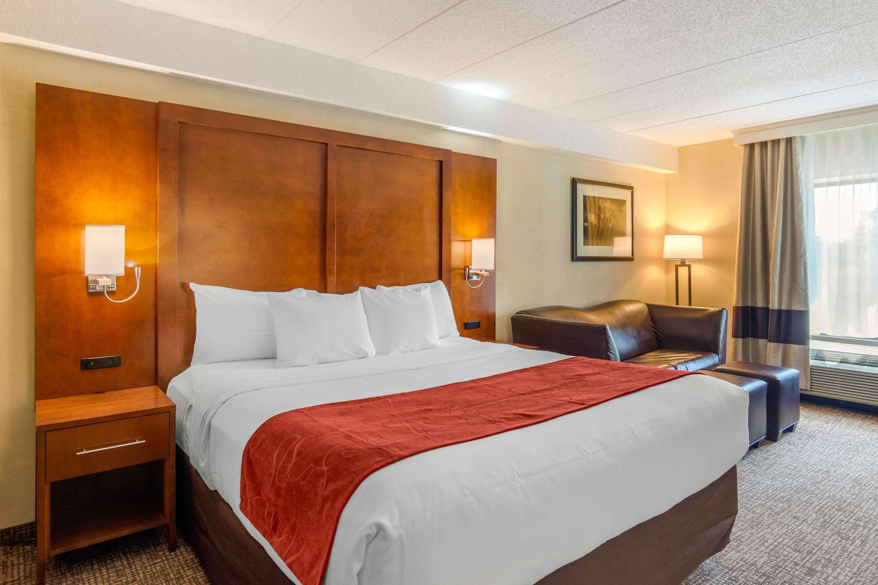 Comfort Suites Southpark Colonial Heights Buitenkant foto