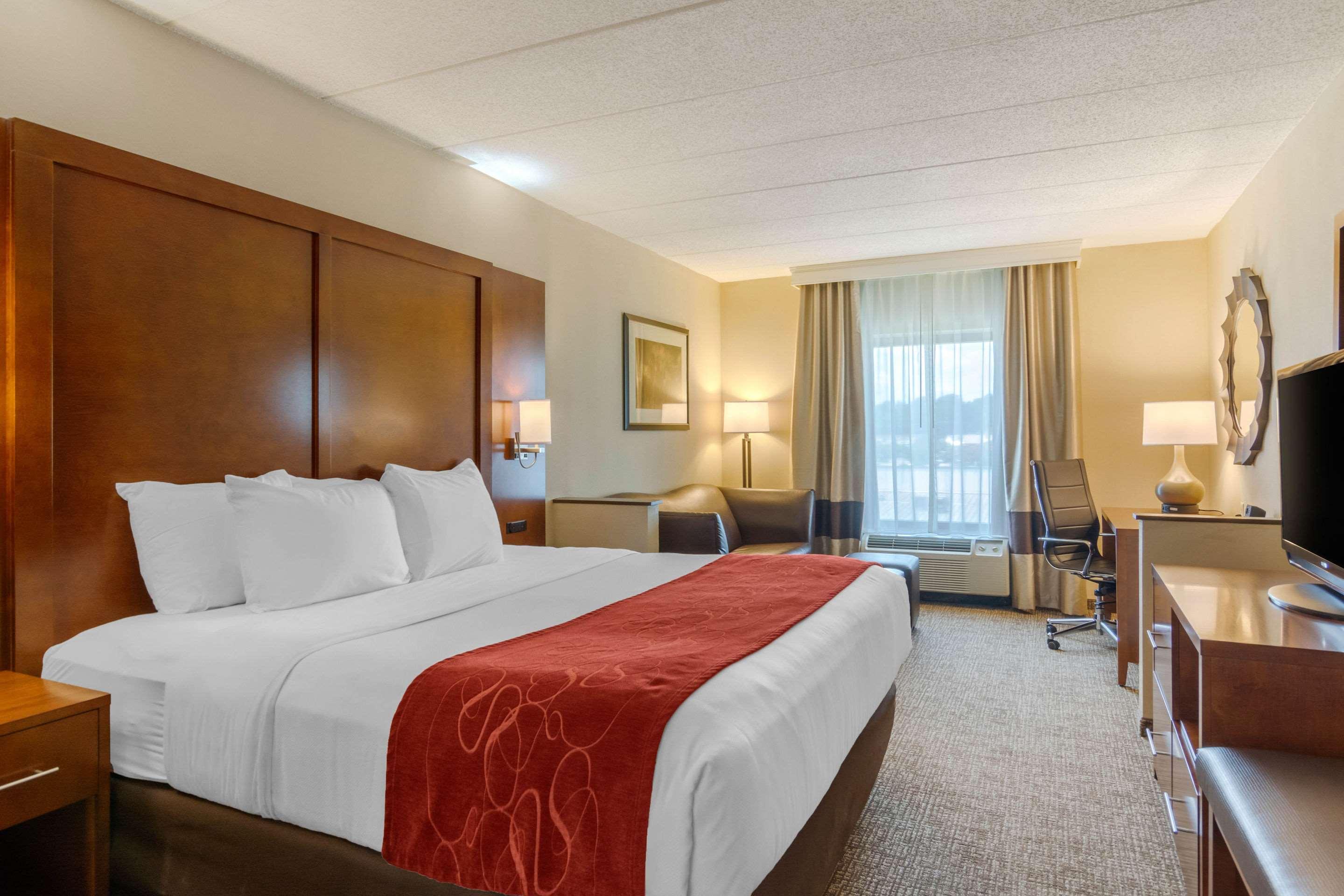 Comfort Suites Southpark Colonial Heights Buitenkant foto