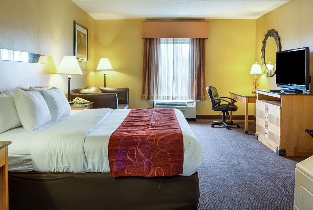 Comfort Suites Southpark Colonial Heights Buitenkant foto